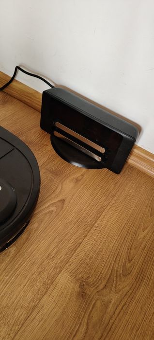 Odkurzacz robot NEATO Botvac D4