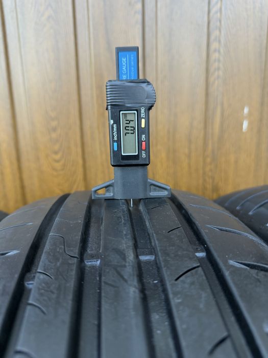 Автошини колеса резина R16 205/60 щDunlop Sport Bluresponse 2018 рік