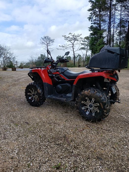 Moto 4x4 cfmoto 520 L