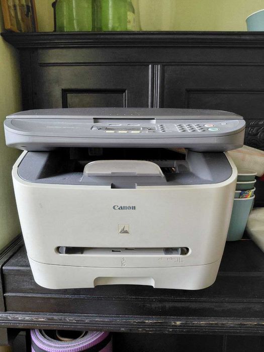 продам МФУ Canon MF 3228 б\в