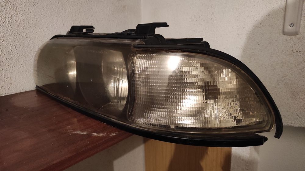 Ótica direita BMW E39