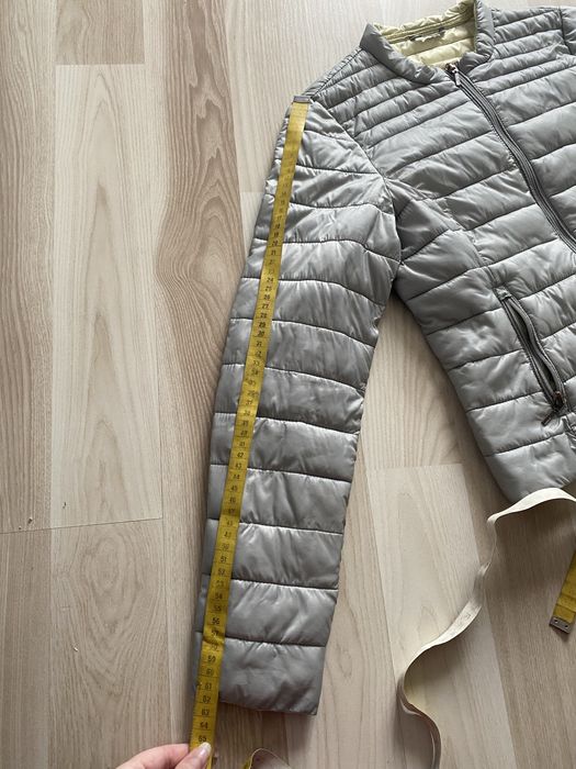 Damska kurtka wiosenna pikowana