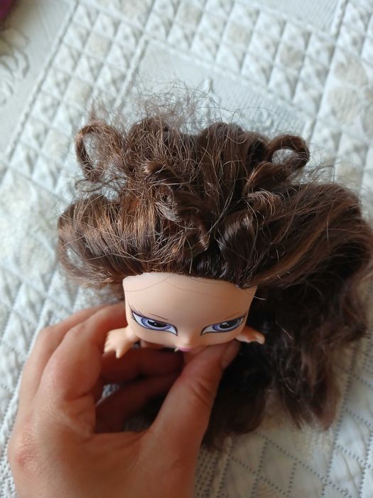 Boneca Bratz Babyz Dana