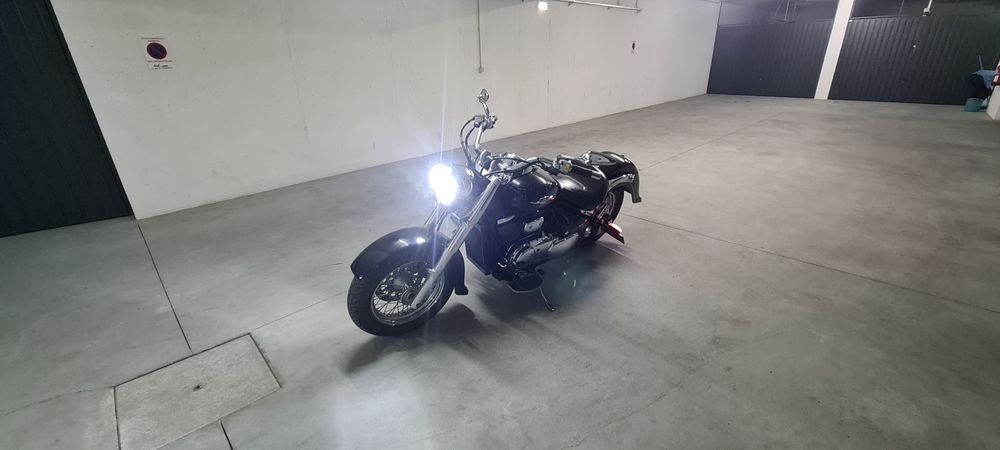 Suzuki Intruder VL800