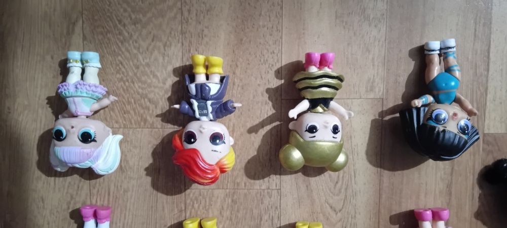 Bonecas LOL + Acessórios