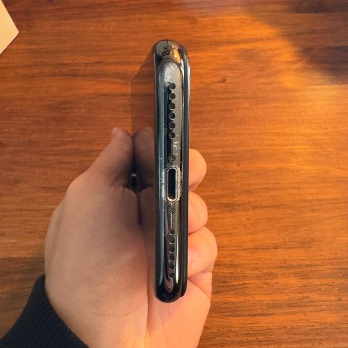 iPhone X black usado com caixa original e todos os elementos