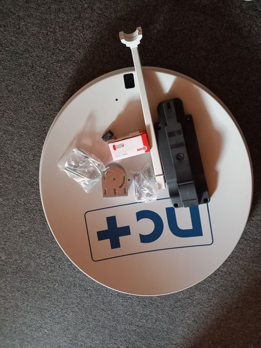 Antena satelitarna NC+ nowa