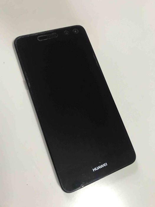 Huawei Y6 2017, 16 GB. A funcionar. Em bom estado. Oportunidade!