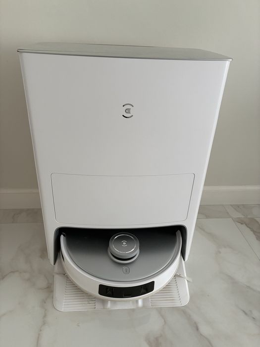 ECOVACS DEEBOT T20 OMNI — Branco + acessórios extra