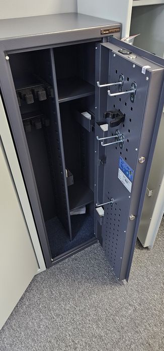 Sejf na BROŃ/ Szafa klasy S1 myśliwska wg PN EN 14450 / NOWA