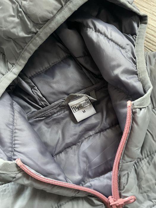 Куртка жіноча продам