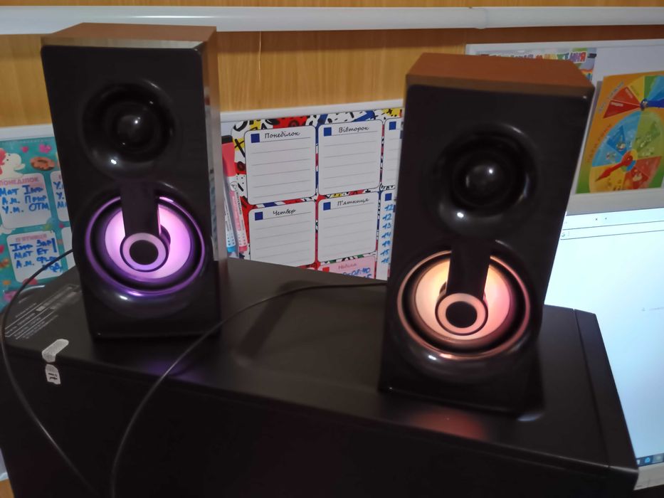 Комп HP EliteDesk 800 G2 + монітор Fujitsu B22W-6 + роутер Mercusys