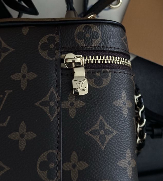 Сумка шкіряна louis vuitton vanity chain poich , луі вітон