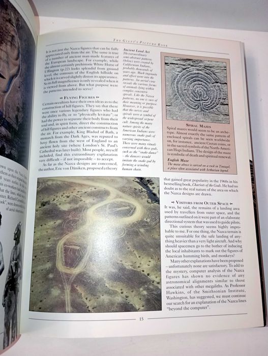 The Encyclopedia of Mind, Magic & Mysteries (em Inglês)