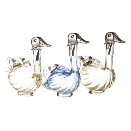Prata - Três garrafas 'patos'