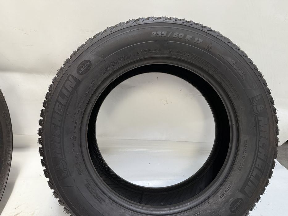 235/60/17 Michelin Latitude Alpin LA2 106H