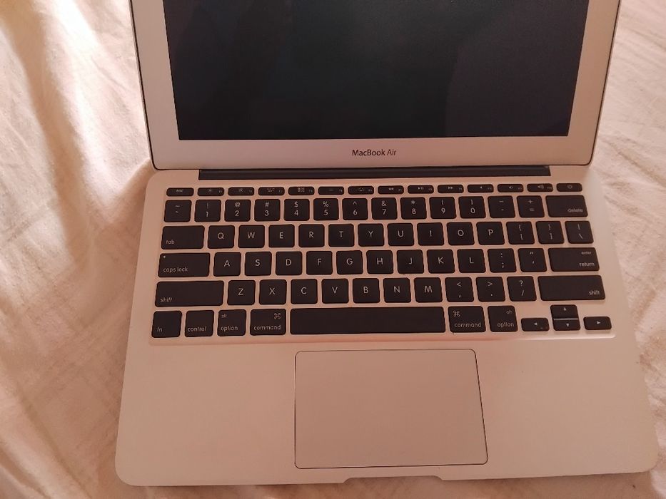 Macbook air 11polegadas