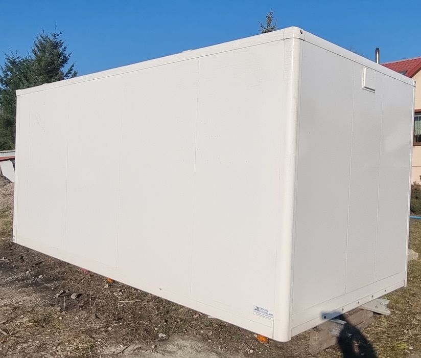 Kontener zabudowa izotermiczna  5m zamykana winda albo drzwiami