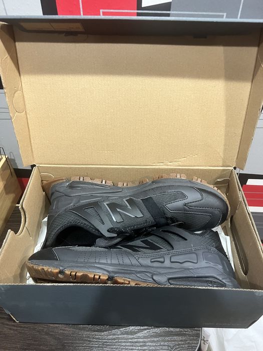 Кросовки N/B в идеальном состоянии