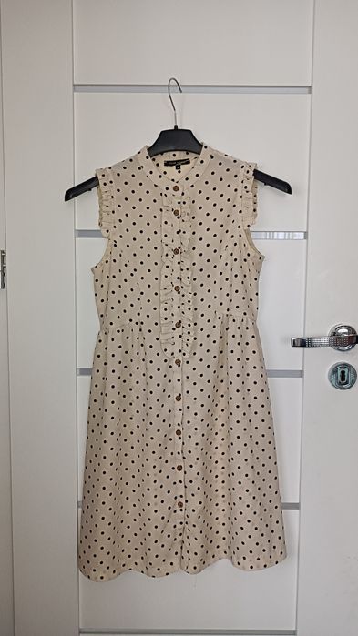 Super sukienka beżowa w kropki River Island r.36