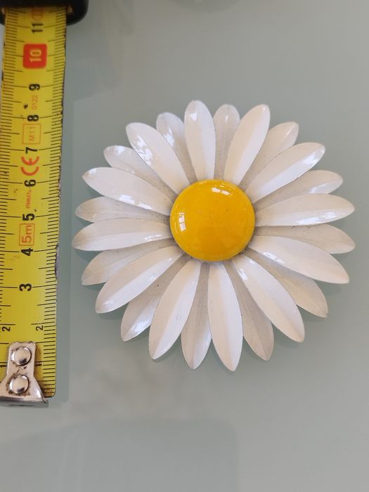 Grande broche vintage americana..Estado muito bom . Anno 70.
