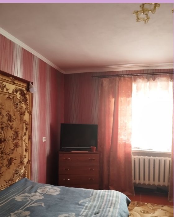 Срочно  затишну 1к квартиру у центрі Нової Водолазі