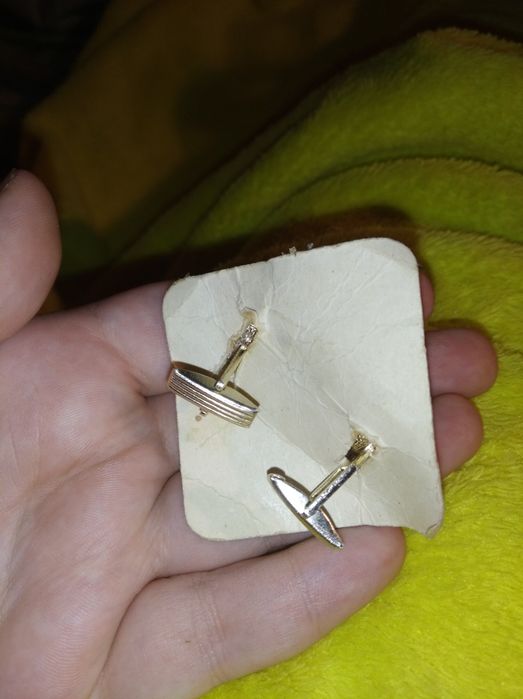 Запонки СССР с янтарём винтажные редкие жолтые с камнем овальные