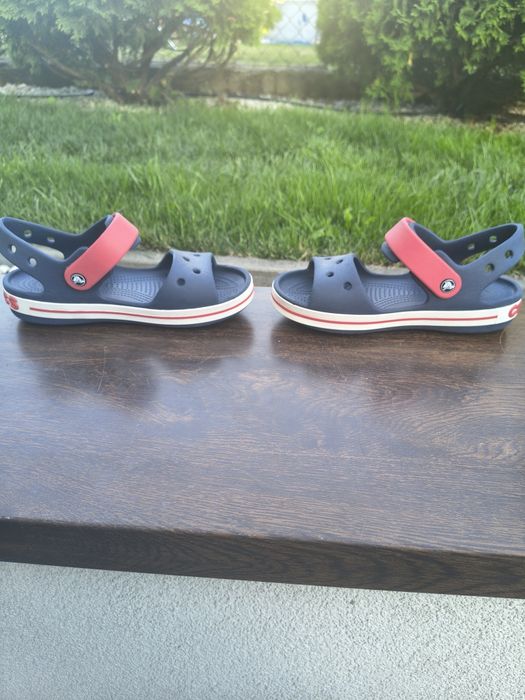 Crocs, Sandały chłopięce