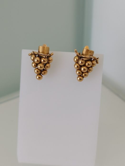 Par de brincos em ouro de 19,2kt