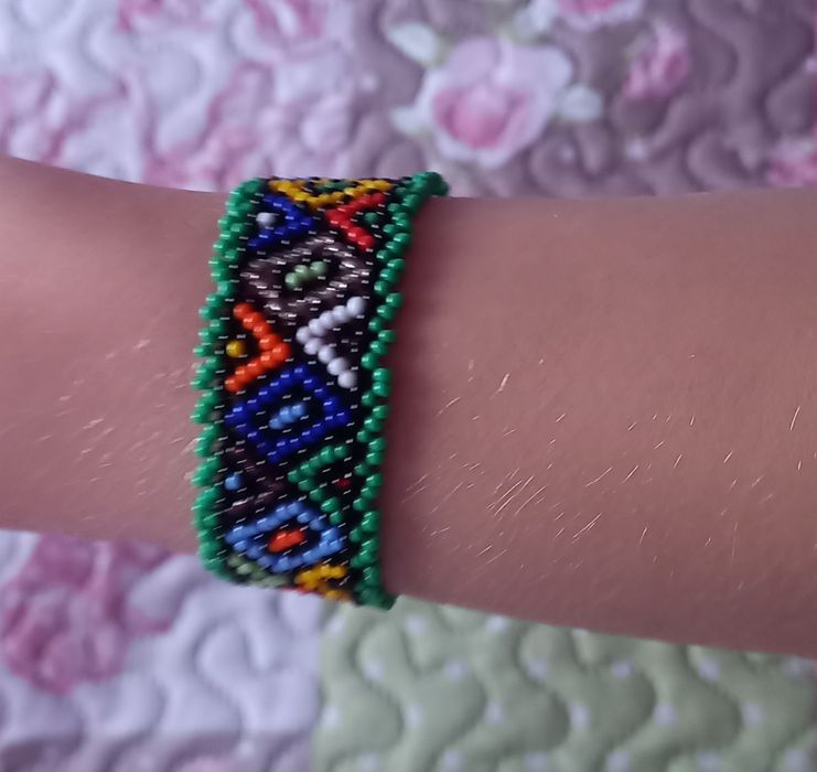 Браслет з чеського бісеру