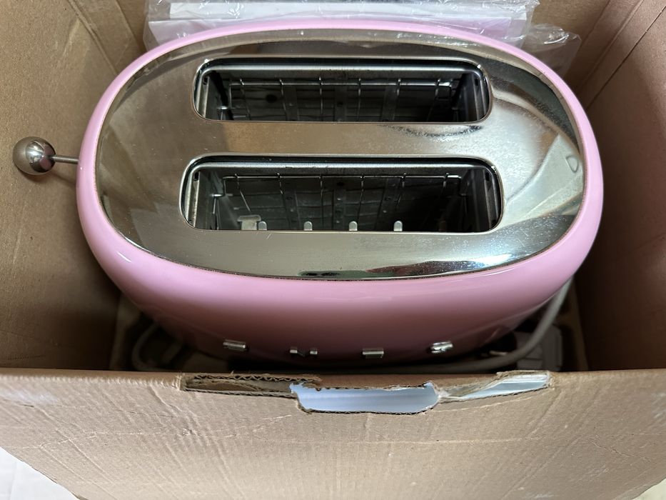 Vendo Torradeira SMEG (ler discrição) S.ff