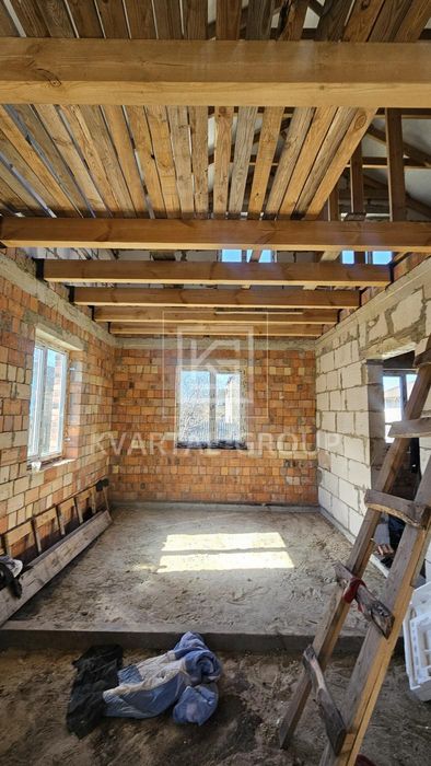 БУДИНОК не за всі гроші світу . БУЧА 62000