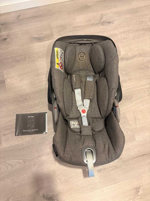 Vendo ovo/cadeira auto Cybex Cloud Q da gama alta Platinum (tecido resistente e de elevada qualidade na cor cinza/grey).
