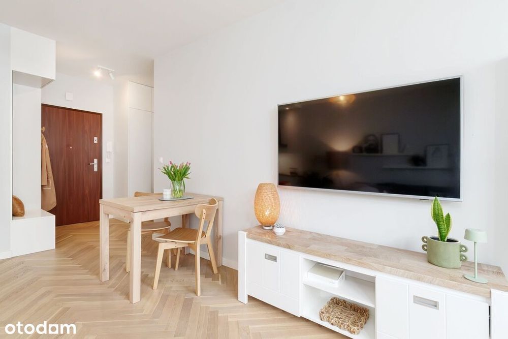 Do wprowadzenia 2 pokojowe z dużym balkonem