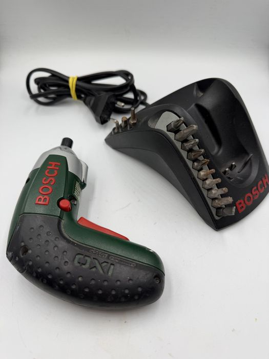 Wkrętarka wkrętak alumulatorowy BOSCH IXO