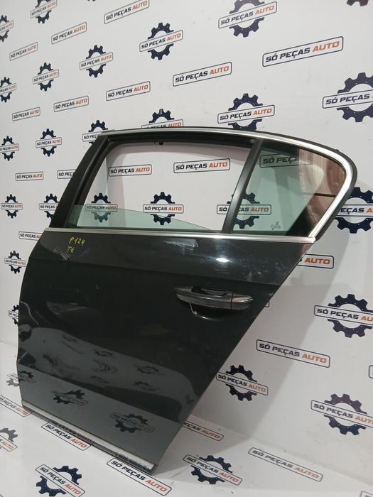 PORTA TRASEIRA ESQUERDA CINZA VOLKSWAGEN PASSAT SALOON B6 2.0TDI PD AN