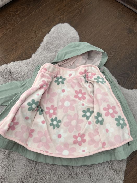 Курточка для дівчинки