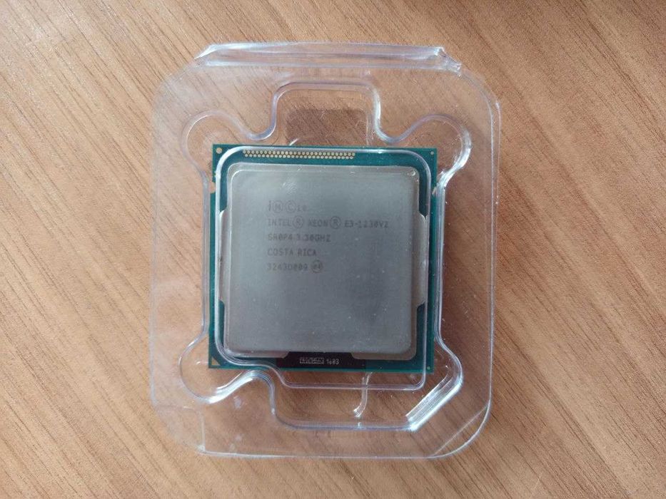 Процесор Intel Xeon E3-1230 v2 3.3GHz / 4 ядра 8 потоків