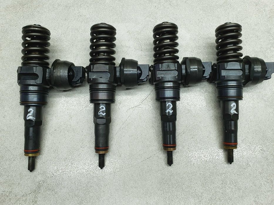 Насос форсунки Volkswagen Caddy 3 Golf 5 Jetta 3 Passat B6 1.4 1.9 TDI