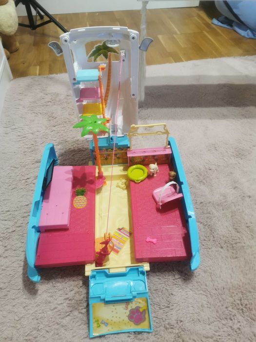 Barbie Wakacyjny Kamper Pojazd Piesków