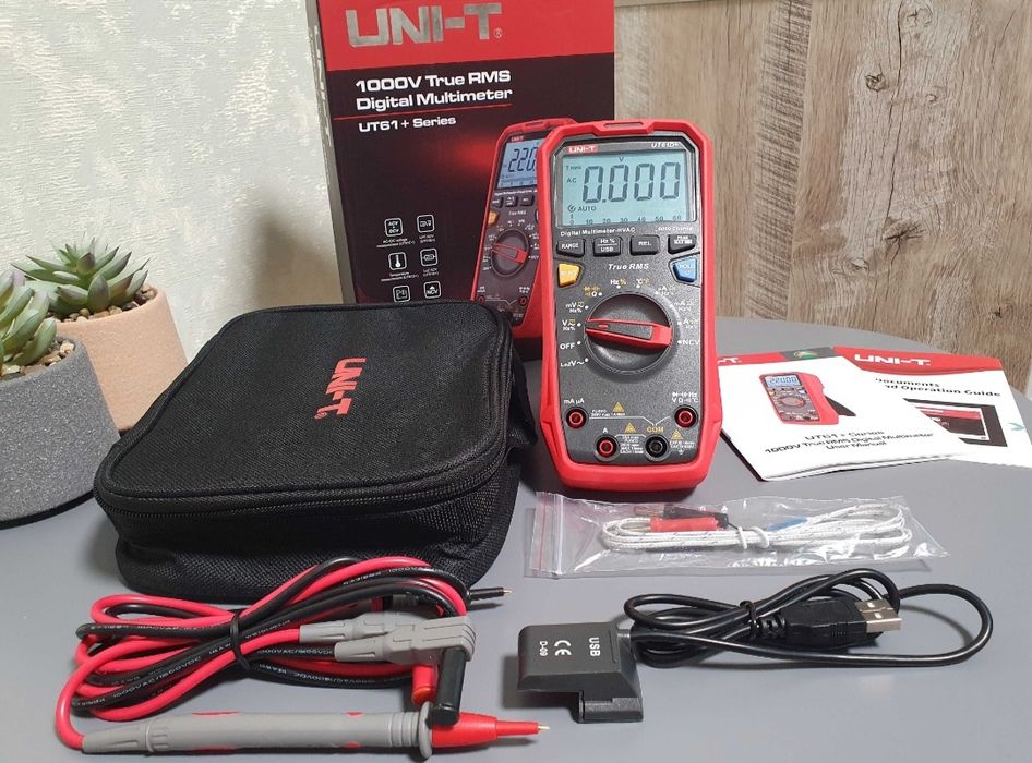 Мультиметр UT61E+,UT61D+,UT61B+ и UT61E.С чехлом.