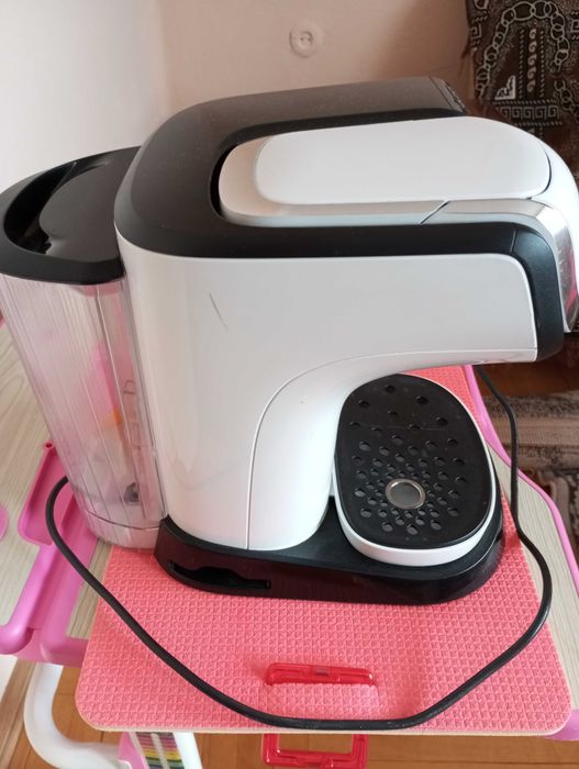 Кавоварка, кофемашина капсульна BOSCH TASSIMO