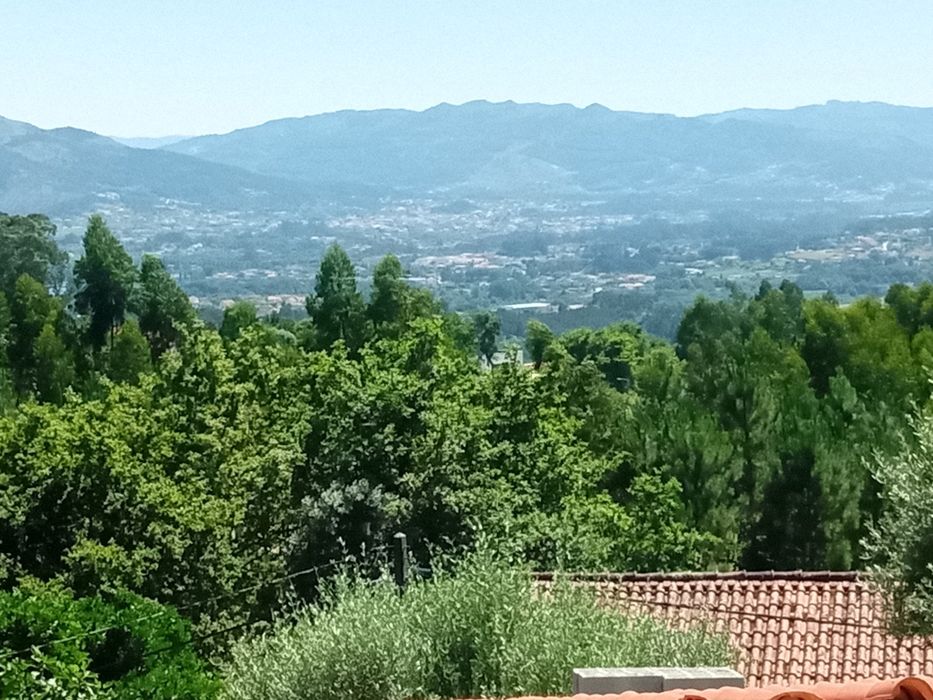 Terreno com casa para restaurar