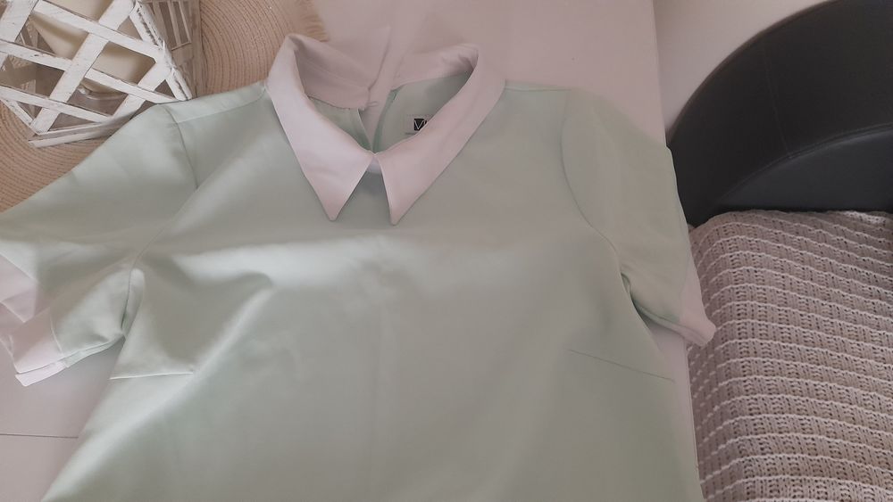 Letnia sukienka miętowa.