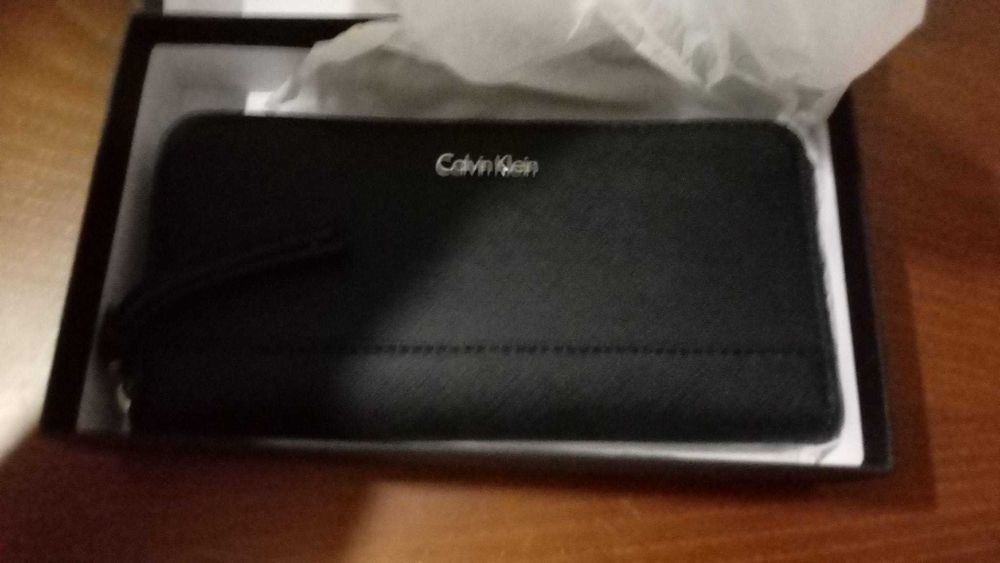 Carteira preta Calvin Klein nova