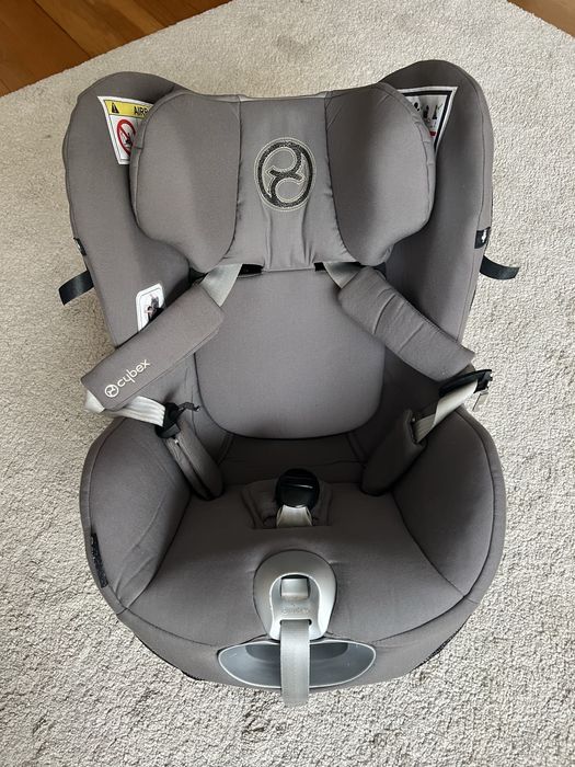 Cadeira auto Cybex Sirona Z com base Isofix