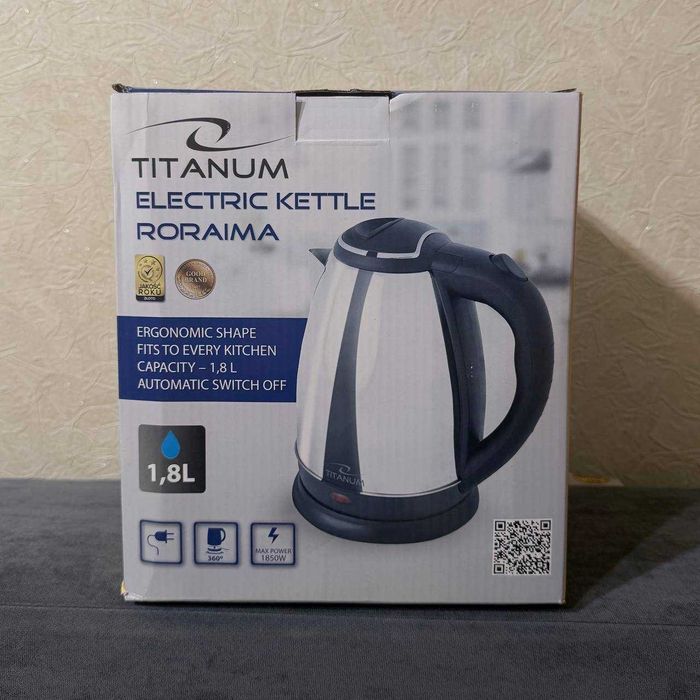 Електрочайник Esperanza Titanum Roraima TKK001S 1.8л