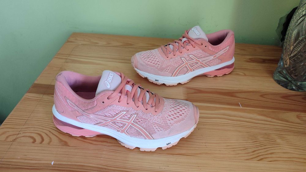 Кроссовки Asics GT-1000 39р. стелька 25 см.