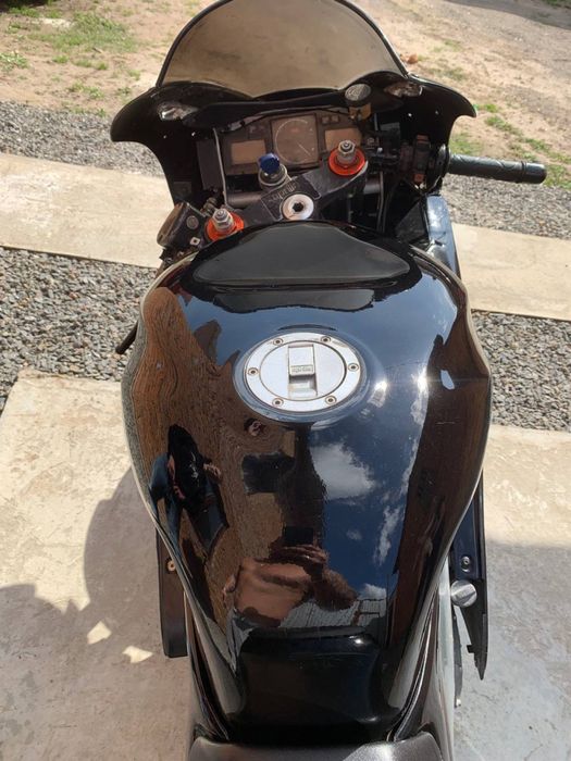 Aprillia RSV 1000 Millie