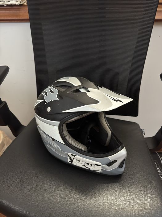 Capacete bicicleta/cross berg